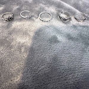 Assorted silver tone rings